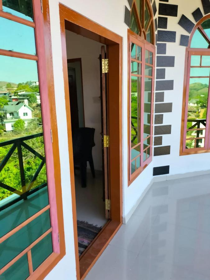 Star Holidays Vagamon Luaran gambar